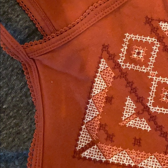 Fun Summer Top! - Picture 3 of 4